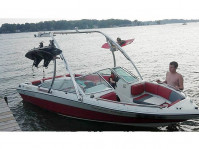 1989 Four Winns Freedom with Ascent Wakeboard Tower