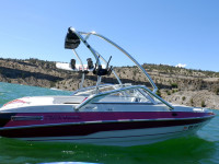 1993 Reinell BRXL wakeboard tower and accessories