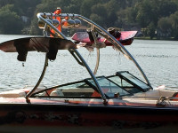 1990 Chaparral XL175 wakeboard tower and accessories