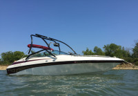 2000 Crownline 202BR with Airborne Wakeboard Tower