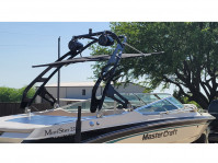 1997 MasterCraft Maristar 225 VRS with FreeRide Wakeboard Tower