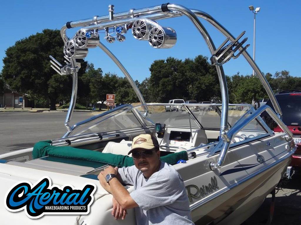 1997 Reinell with an Airborne 2.0 Wakeboard Tower, photo 1 of 2