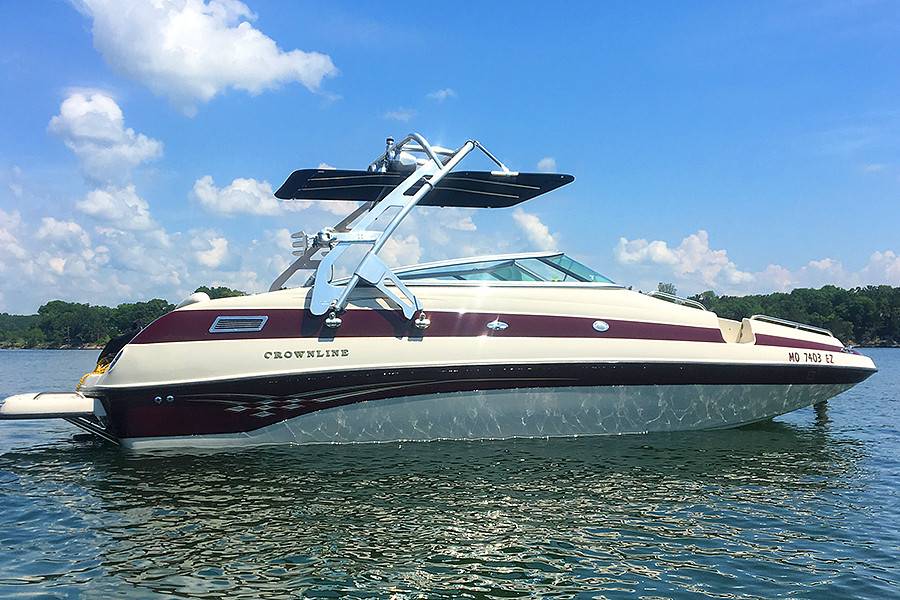 2003 Crownline 239DB with a FreeRide Wakeboard Tower, photo 1 of 3