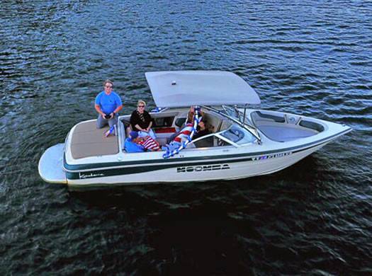 2003 Moomba Kamera with an Ascent 2.0 Wakeboard Tower, photo 1 of 8