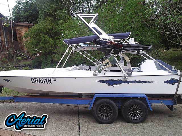 1980 Custom Hallet Bow Rider with a FreeRide Wakeboard Tower, photo 2 of 2