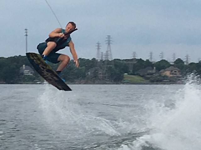 1984 Sea Ray Monaco 20' with an Ascent 2.0 Wakeboard Tower, photo 2 of 2
