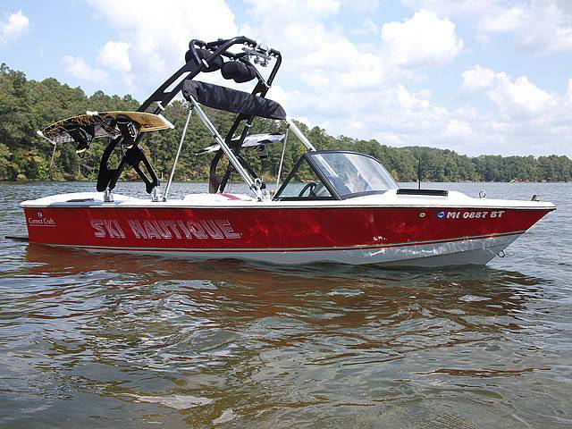 1985 Correct Craft Ski Nautique with a FreeRide Wakeboard Tower, photo 1 of 8