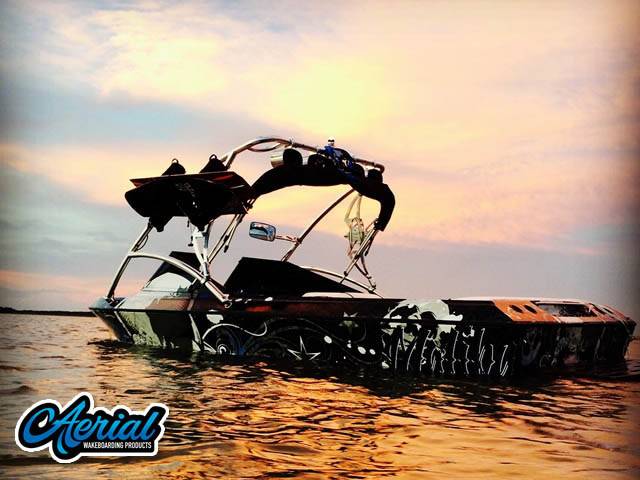 1985 Malibu Sunsetter with an Assault Wakeboard Tower, photo 2 of 2