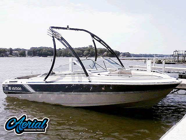 1986 Larson 17.5 Citation with an Ascent 2.0 Wakeboard Tower, photo 2 of 4