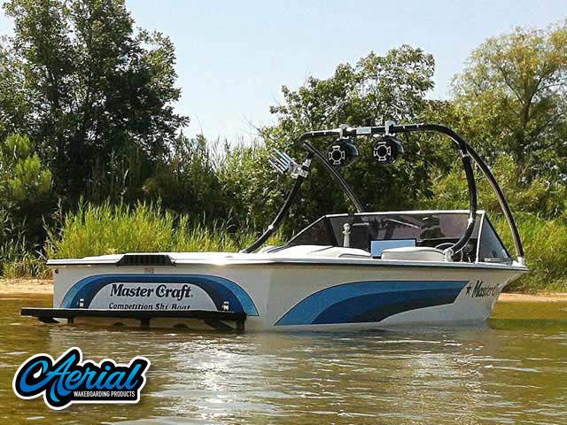1986 Mastercraft ProStar 190 with an Ascent 2.0 Wakeboard Tower, photo 1 of 2