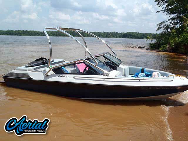 1986 Wellcraft with an Airborne 2.0 Wakeboard Tower, photo 2 of 2