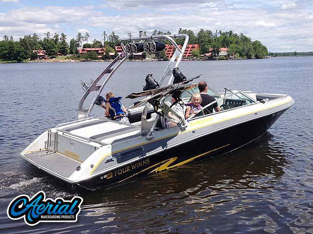 1988 Four Winns Horizon 200 with a FreeRide Wakeboard Tower, photo 1 of 11