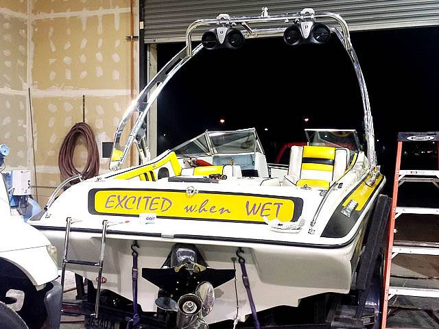 1989 Galaxy with a FreeRide Wakeboard Tower, photo 3 of 5