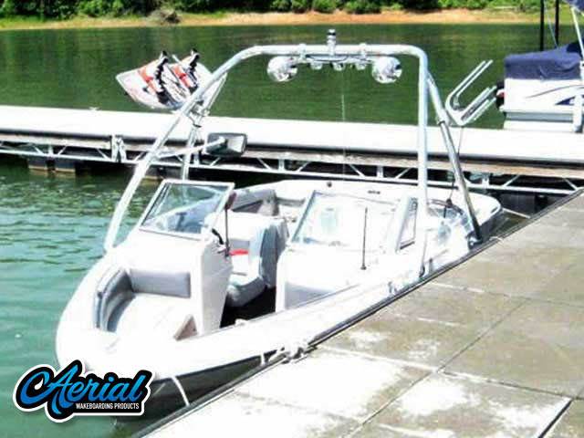 1989 Larson with an Ascent 2.0 Wakeboard Tower, photo 2 of 2