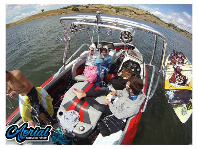 1989 Malibu Sunsetter with an Airborne 2.0 Wakeboard Tower, photo 1 of 4