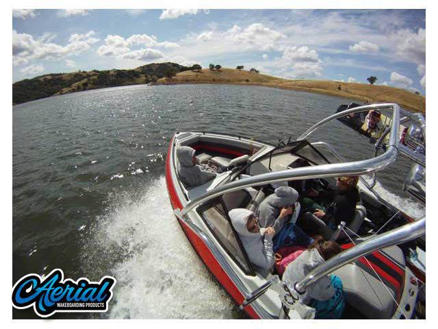 1989 Malibu Sunsetter with an Airborne 2.0 Wakeboard Tower, photo 3 of 4