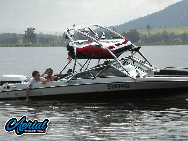 1990 Four Winns 190 Freedom with an Airborne 2.0 Wakeboard Tower, photo 3 of 3