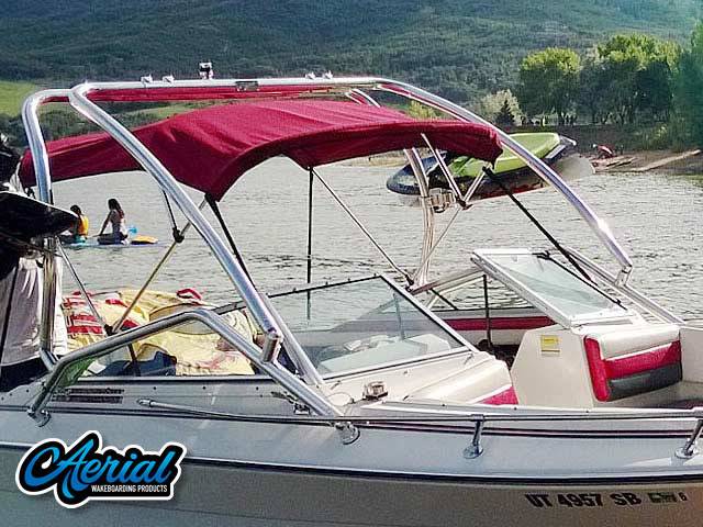 1990 Four Winns 22 ft with an Airborne 2.0 Wakeboard Tower, photo 3 of 6