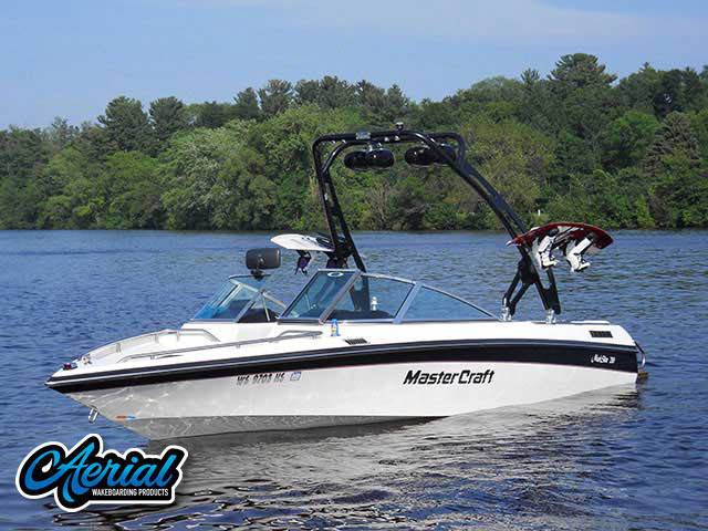 1990 Mastercraft Maristar 210 with a FreeRide Wakeboard Tower, photo 3 of 11