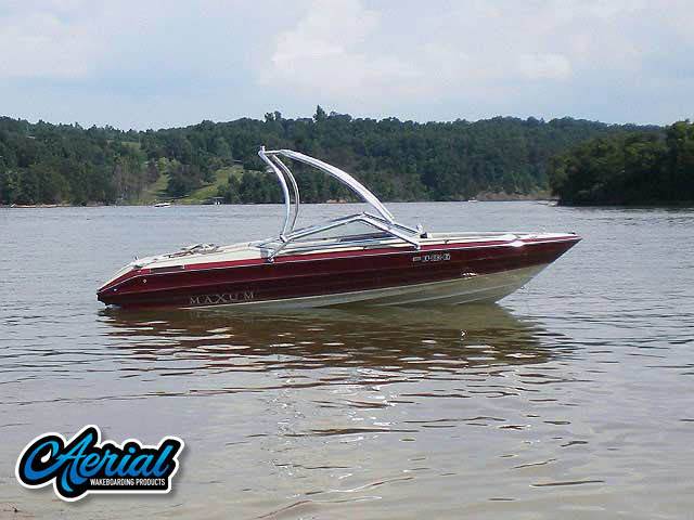 1990 Maxum with an Airborne 2.0 Wakeboard Tower, photo 1 of 2