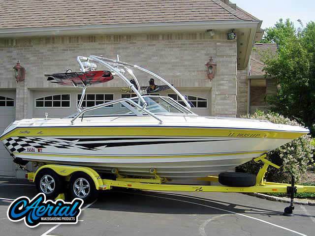 1990 Sea Ray 190 with an Airborne 2.0 Wakeboard Tower, photo 1 of 4