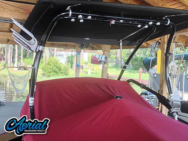 1991 Barefoot/Excel with an Airborne 2.0 Wakeboard Tower, photo 3 of 4
