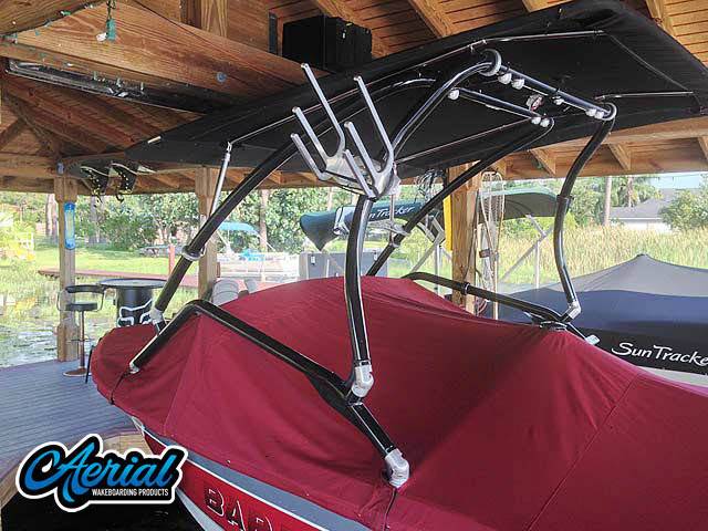 1991 Barefoot/Excel with an Airborne 2.0 Wakeboard Tower, photo 1 of 4