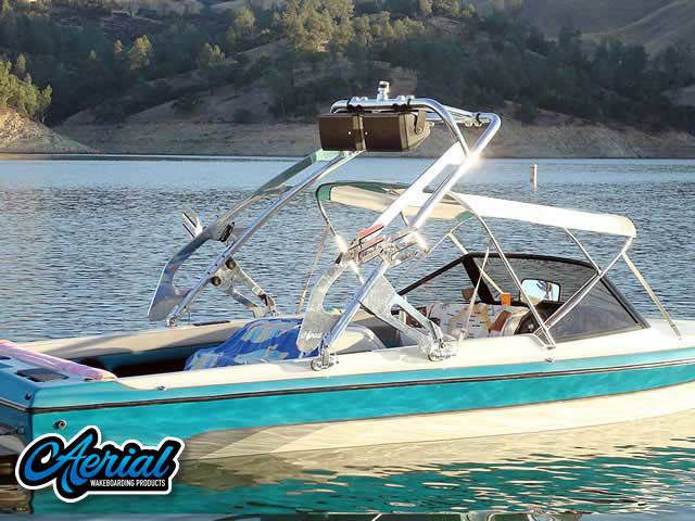 1991 Malibu Euro F3 with a FreeRide Wakeboard Tower, photo 2 of 3