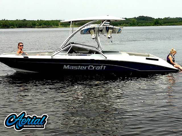 1991 Mastercraft with an Airborne 2.0 Wakeboard Tower