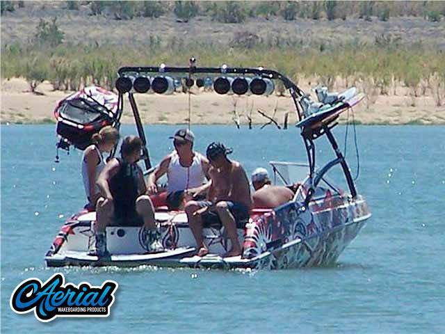 1992 Glastron GL1900 with an Assault Wakeboard Tower, photo 1 of 4