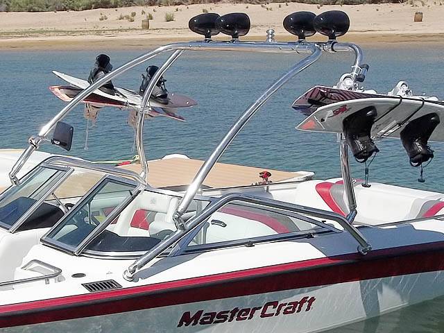 1992 Mastercraft Maristar with an Airborne 2.0 Wakeboard Tower, photo 2 of 2