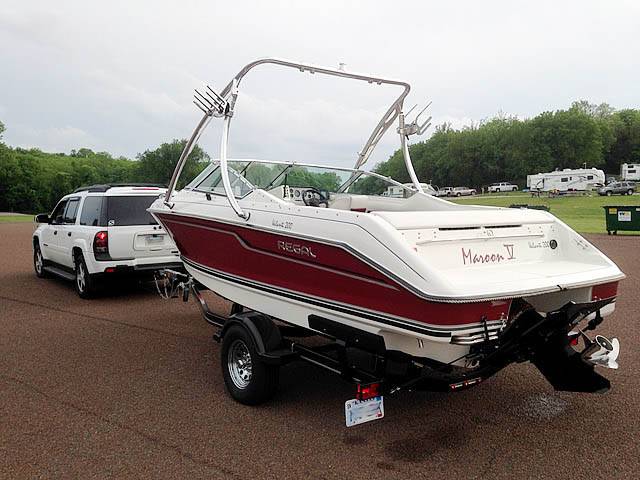 1992 Regal Valanti 200 bowrider with an Ascent 2.0 Wakeboard Tower, photo 3 of 23