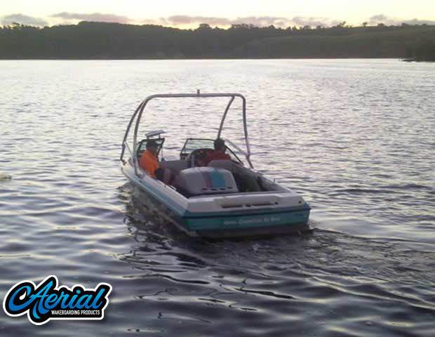 1993 Malibu Echelon with an Airborne 2.0 Wakeboard Tower, photo 1 of 3