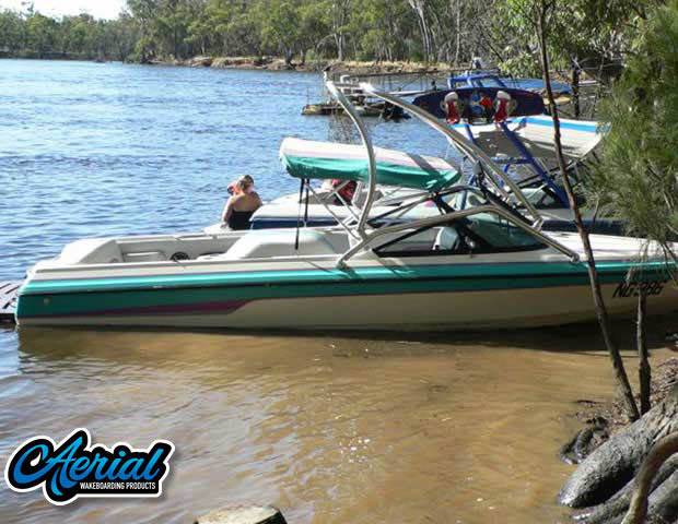 1993 Malibu Echelon with an Airborne 2.0 Wakeboard Tower, photo 3 of 3