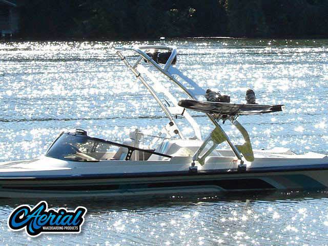 1993 Malibu Flightcraft Sportster with a FreeRide Wakeboard Tower, photo 2 of 3