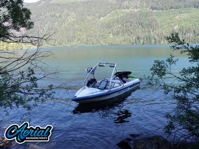 1994 Malibu Echelon with an Ascent 2.0 Wakeboard Tower, photo 2 of 3