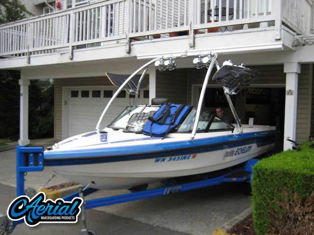 1994 Malibu Echelon with an Ascent 2.0 Wakeboard Tower, photo 3 of 3