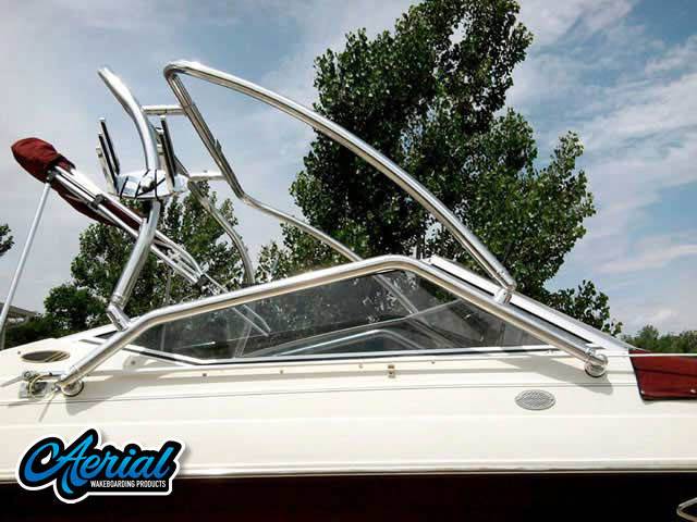 1994 Maxum 2300sr with an Airborne 2.0 Wakeboard Tower, photo 3 of 3