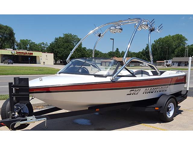 1995 Correct Craft Ski Nautique with an Airborne 2.0 Wakeboard Tower, photo 1 of 4