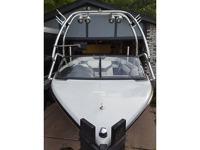 1995 Correct Craft Ski Nautique with an Airborne 2.0 Wakeboard Tower, photo 3 of 4