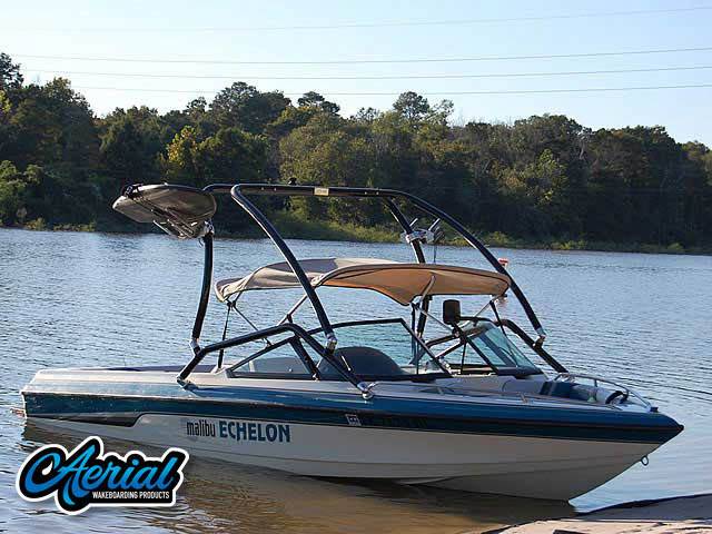 1995 Malibu Echelon with an Airborne 2.0 Wakeboard Tower, photo 3 of 5