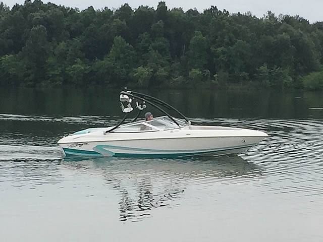 1996 Baja Islander 188 with an Ascent 2.0 Wakeboard Tower, photo 1 of 5