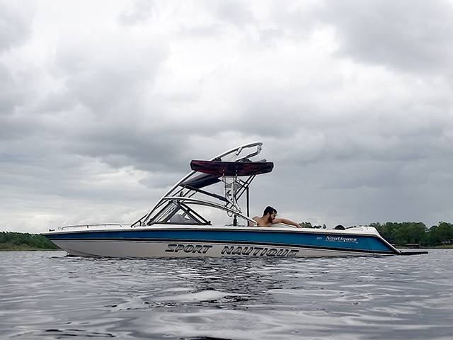 1996 Correct Craft Sport Nautique with an Assault Wakeboard Tower, photo 2 of 3