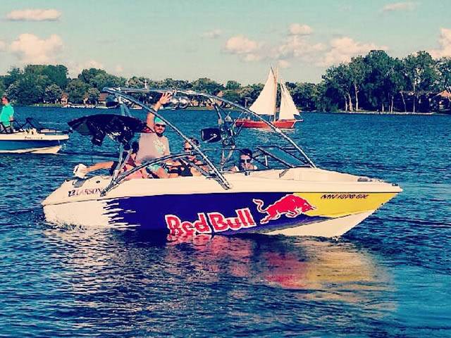 1996 Larson sei176 with an Assault Wakeboard Tower, photo 1 of 5