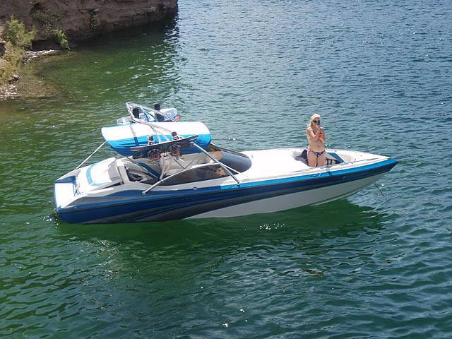 1996 Nordic RAGE 25' with an Assault Wakeboard Tower, photo 1 of 14
