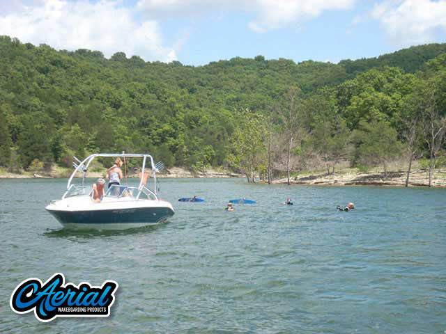1996 Sea Ray 210 Select Signature with an Airborne 2.0 Wakeboard Tower, photo 3 of 4