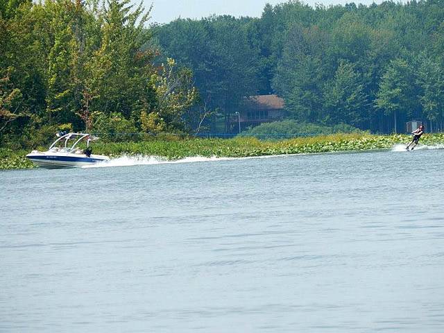 1996 Stingray 606ZP with an Airborne 2.0 Wakeboard Tower, photo 3 of 8