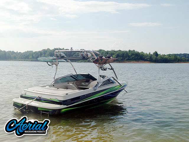 1996 Sylvan Runabout with an Airborne 2.0 Wakeboard Tower, photo 2 of 4