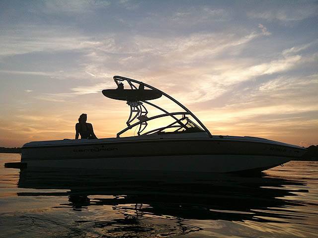 1997 Centurian Elite V-Drive with an Assault Wakeboard Tower, photo 1 of 2