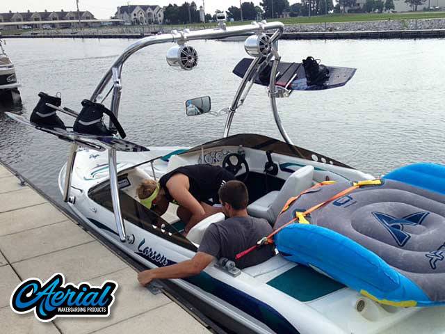 1997 Larson Flyer 176 with an Ascent 2.0 Wakeboard Tower, photo 1 of 3